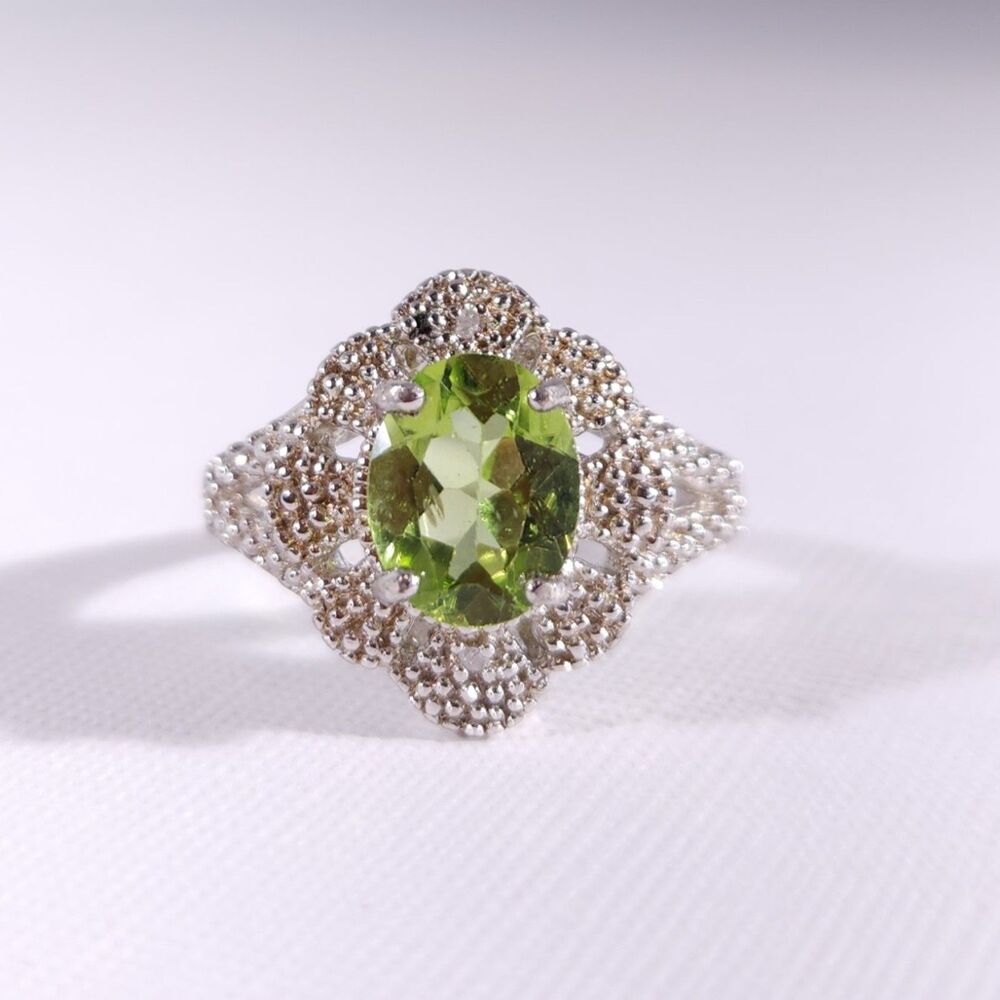 Peridot Ring 1.9 Carats in Sterling Silver Size 8